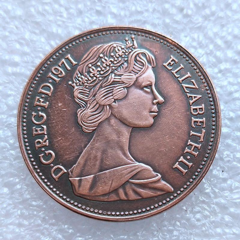 

Elizabeth 2, New Penny, 1971, Silver Plated Brass, Commemorative Coin, 25.9mm, Antique Craft