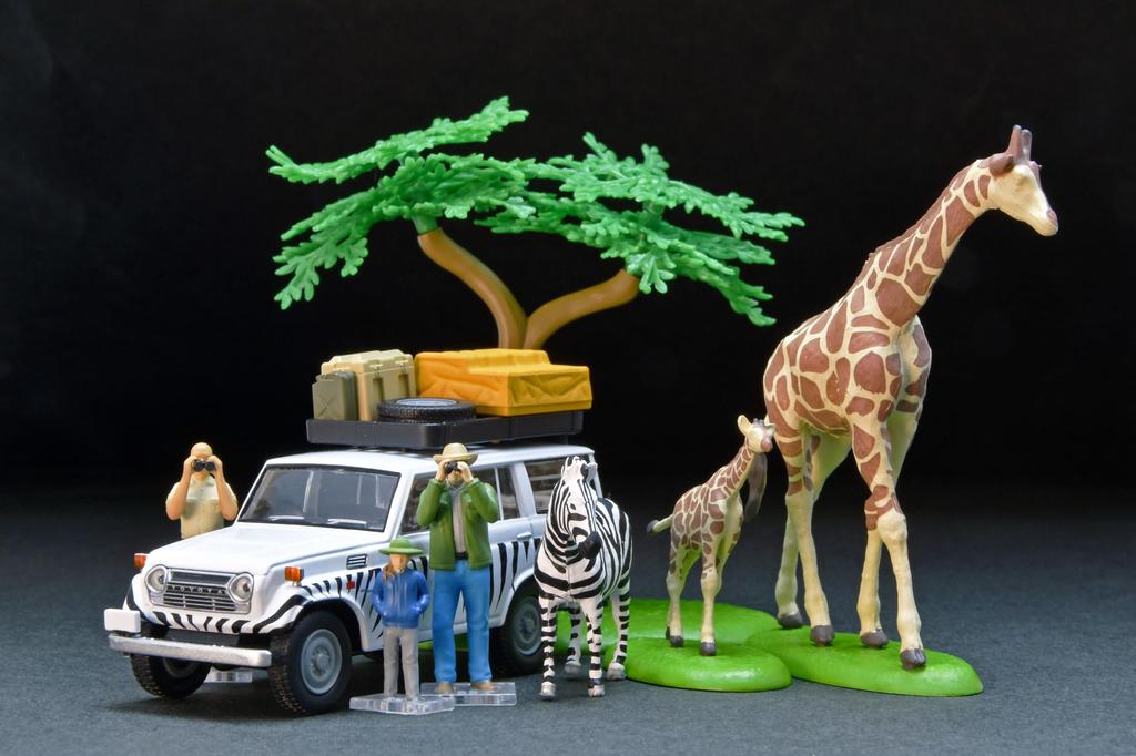 TOMYTEC Kaiyodo X Tomica Limited Vintage Geocolle 64 Car Snap 28a Safari 1 Toyota Land Cruiser ABS PVC Dolls and Accessories Partially Miniature Car