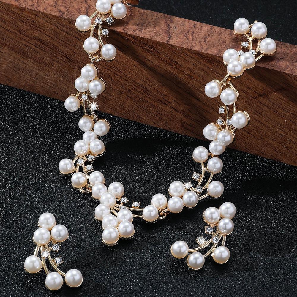 

3 Pieces Set Pearl Flower Earring Necklace Alloy Jewelry Accessories Decoration Set Women s Fashion золотий