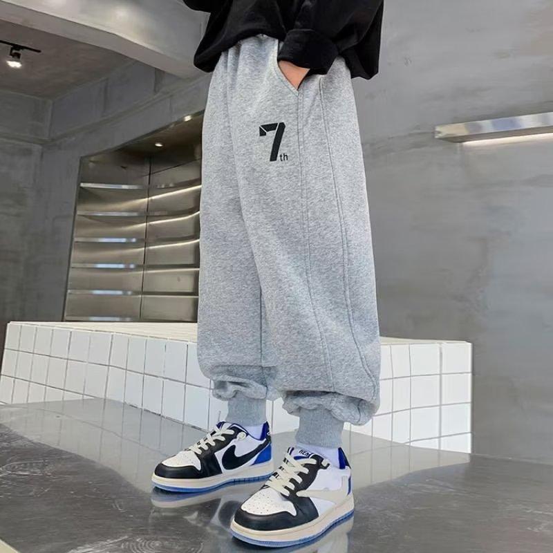 Spodnie chłopięce na wiosnę i lato, jesień Spodnie dziecięce i młodzieżowe Cienkie, proste spodnie sportowe dla dzieci Modne spodnie z trzema paskami Modne