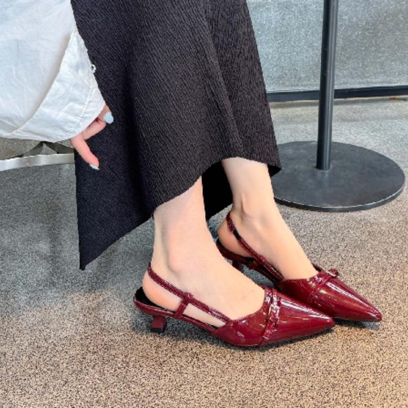 Fashion 2025 New Simple Patent Leather Leather Shoes Wine Retro Sandals Medium Heel Slingback Shoes Summer