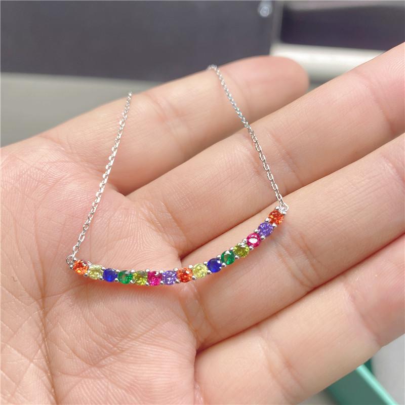 Colier zâmbitor S925 din argint pur Mosang Stone T Home Proces simplu de galvanizare cu platină pentru femei