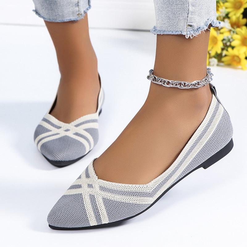 Spring and Autumn Footwear Comfortable Flat Shoes Plus Size Pointy Flat Flying Weaving Women's Shoes