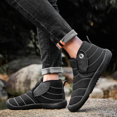 Slip-On Anti-Männlich Winterschuhe Wasserdicht Herren Schneestiefel Outdoor Wandern Baumwollschuh Fleece Neu in Pelzmarken Bequem Arbeit