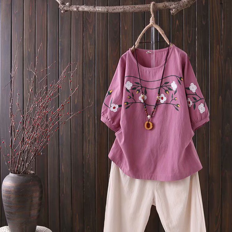 Summer Short-sleeved T-shirt Female Literary Temperament Loose Middle-aged Embroidery