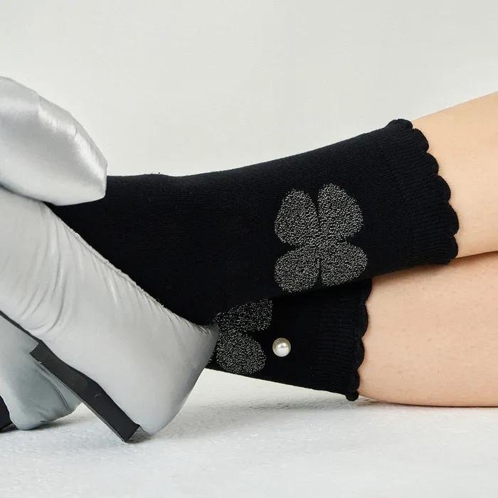 silver clover glitter socks - BLACK&SILVER