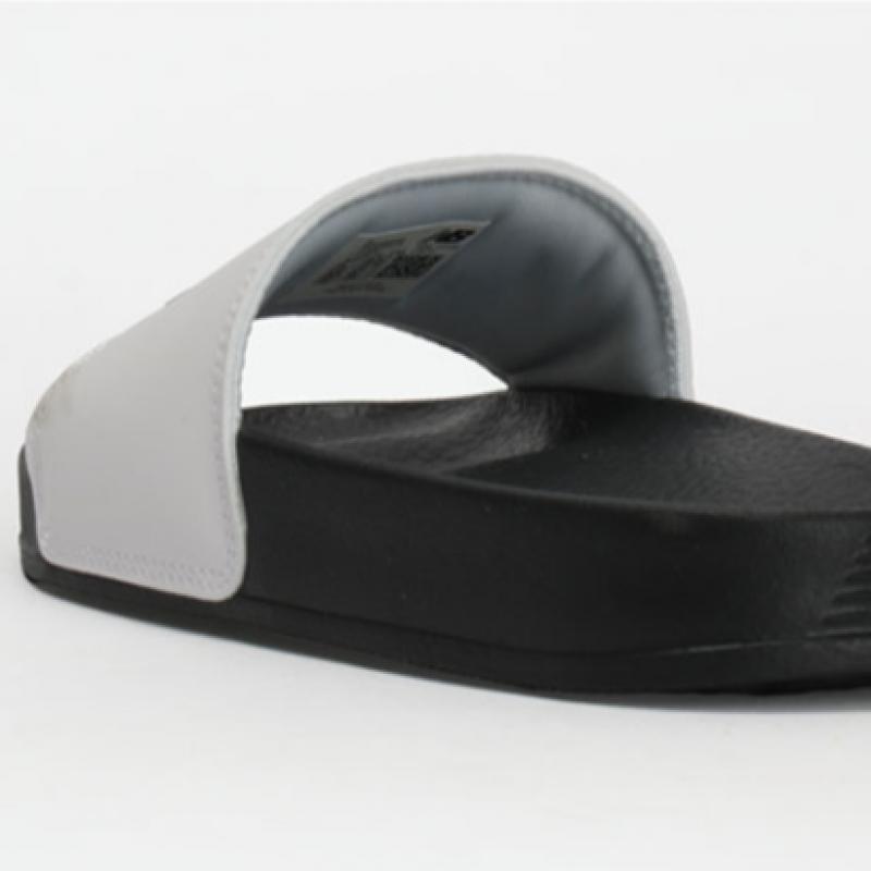 New Balance Unisex Slipper Indoor Shoes White Black Suf050w2