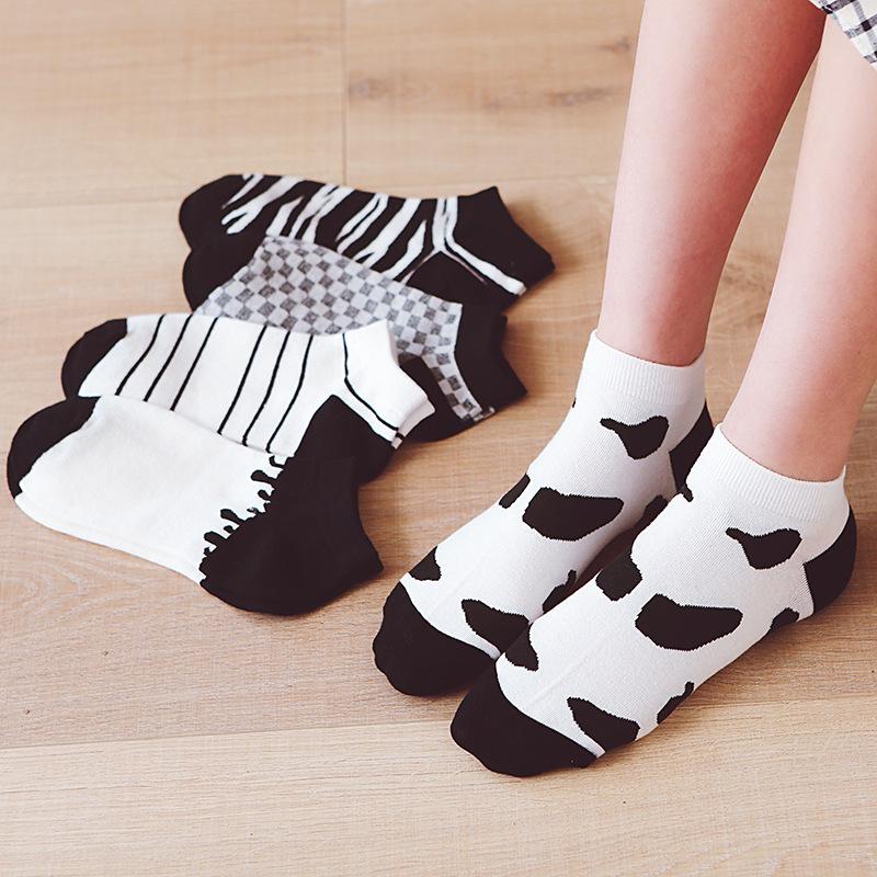 5/10 Paar Lässige Socken für Frühling Sommer in Schwarz und Weiß Kuh- und Zebra-Muster Vielseitiges Design Niedlicher College-Stil Kurze Waden Baumwollsocken