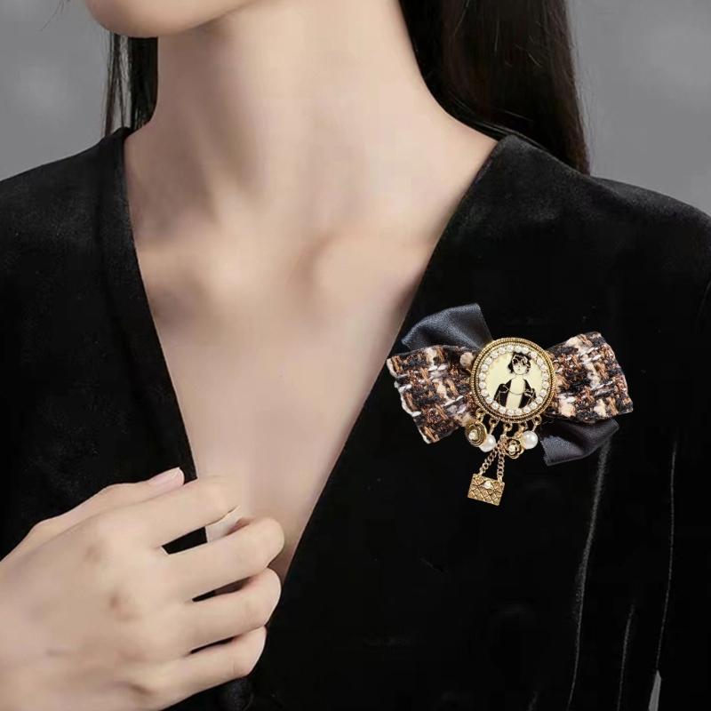 Elegant Vintage Brooch Bowknot Shirt Collar Pin With Alloy Ribbon Design For Formal Occasions Daily Wear