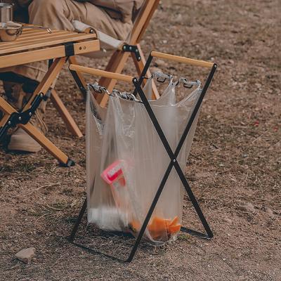 Stoviglie – Contenitori sospesi