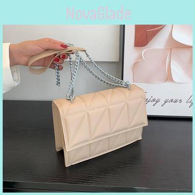 Trendy Small Square Bag With Quilted Chain And Embroidery Perfect For Everyday Use