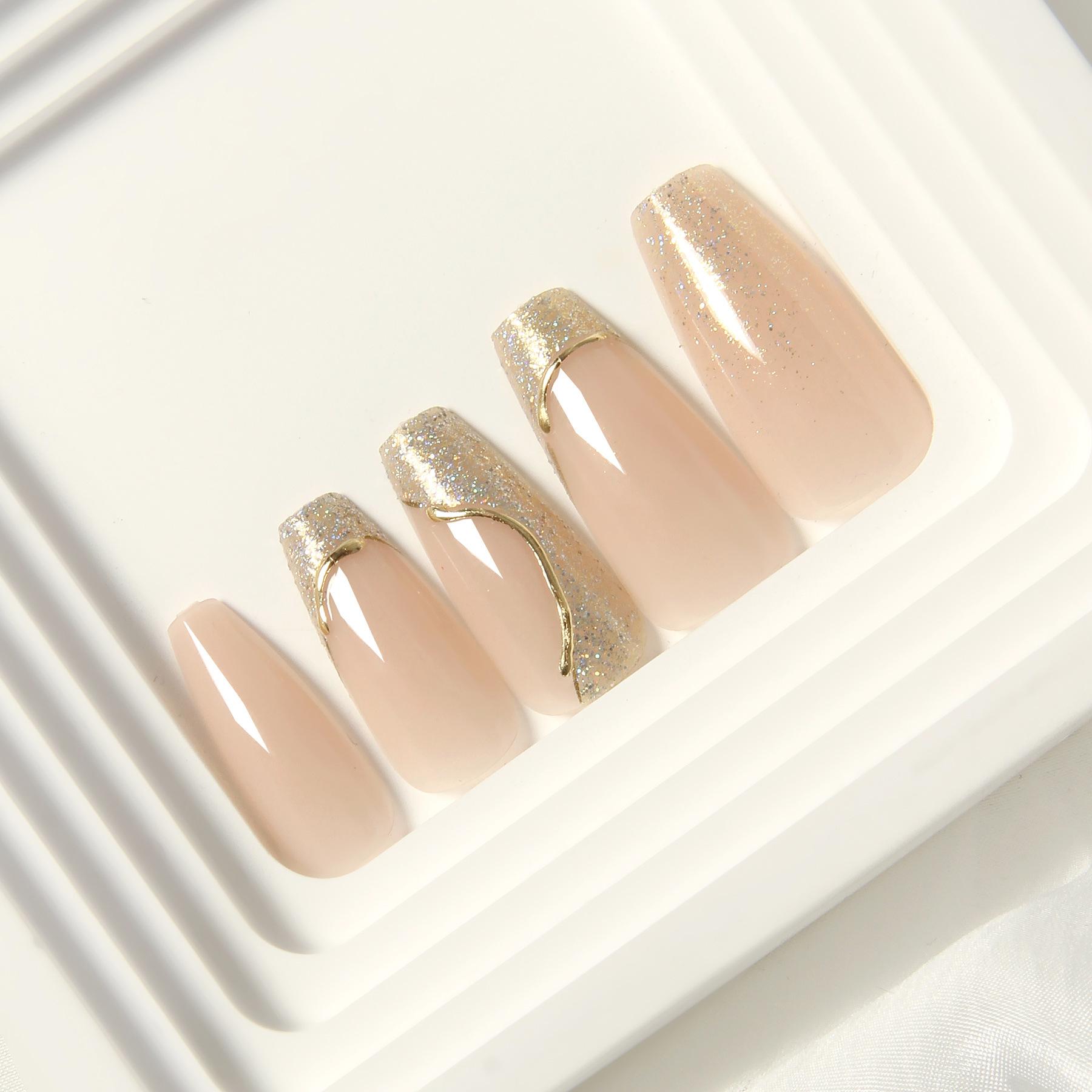 

Новый лазерный бронежилет Трехмерное золотое горячее тиснение 24 штуки Балетный ноготь Нейл-арт Патч Простой накладной ноготь