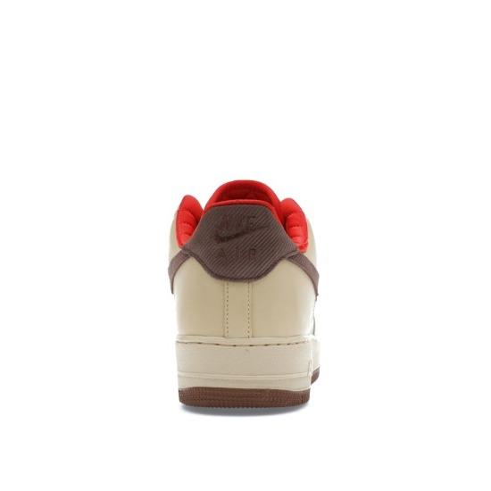 Nike Air Force 1 07 Light British Tan Cacao Wow Herren-Sneaker Braun  HQ3447-222