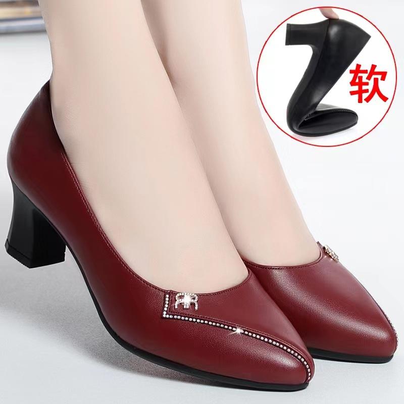 

Весна Осень Удобные Женские Милые Легкие Вечерние Туфли на Квадратном Каблуке Крутые Модные Белые Повседневные Кожаные Туфли на Мягкой Подошве 36(Foot23cm)