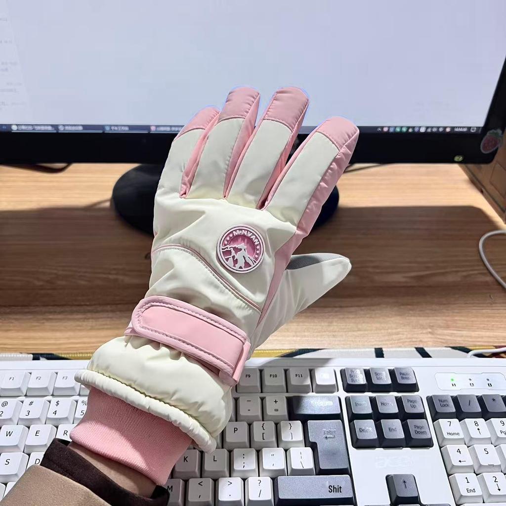 Women's Winter Ski Gloves: Warm, Thickened, Touchscreen-Compatible, Windproof, Water-Repellent, and Stylish Velvet-Lined for Outdoor Riding.