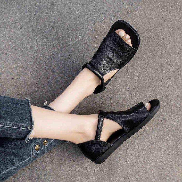 Soft-faced pure leather flat-bottomed fashion open-toed sandals women's summer 2025 new leather versatile casual Velcro fish mouth shoes