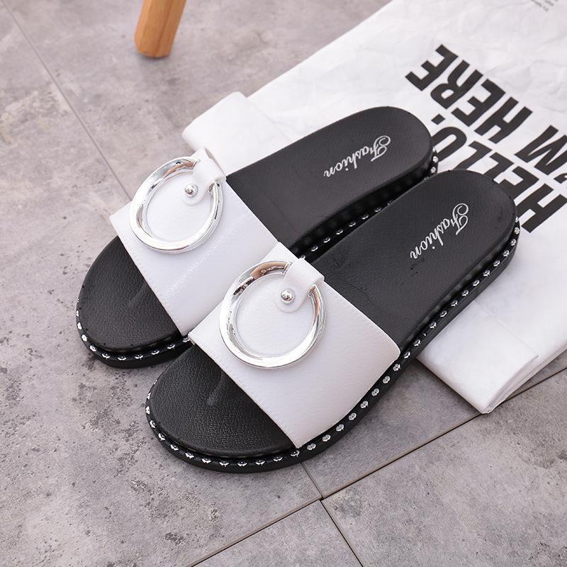 Luxurious Summer Outdoor Sandals Sexy Women Beach Flat Sandal Shoes In Classic Style
