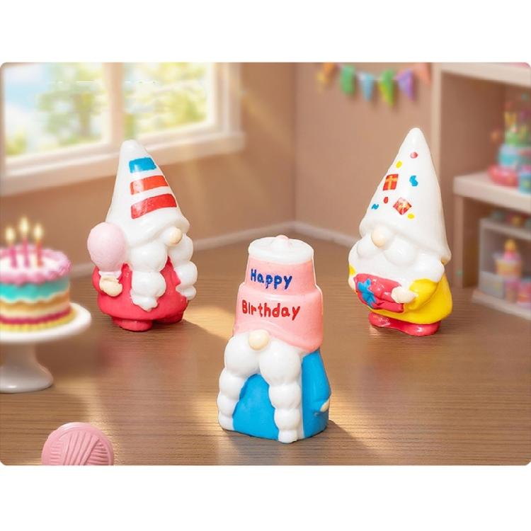 Fun Mini Figure Ornament Resin Decorative Item Festival Scene Decors Great For DIY Projects And Celebration Atmosphere