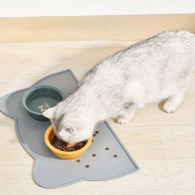 Anti Overflow Anti Slip Waterproof and Easy To Clean Pet Silicone Meal Mat Cat and Dog Mat Pet Meal Mat