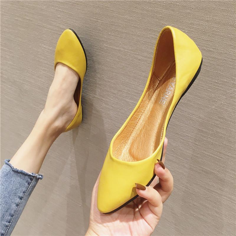 Fashion Soft soled shallow mouth spring pointed women's flat shoes are casual fashionable simple comfortable single women's shoes