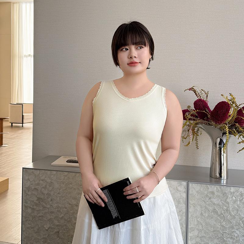 

Plus Size Women s Ribbed Slim Fit Tank Top with Wide Shoulders and Lace Inner Layer Plus Size - Recommended for 120-160 Jin