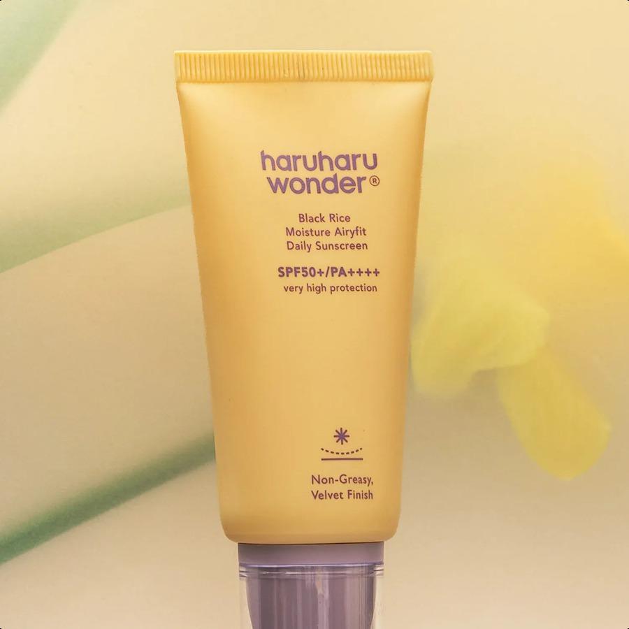 

Haruharu wonder Black Rice Moisture Airy Fit Daily Sunscreen 50mL Daily Sunscreen 50mL