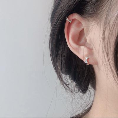 Koreanische Version Bogen Ohrringe für Frauen Zarte Kleine Ohr Zirkon Stud Ins Wind Silber Schmuck