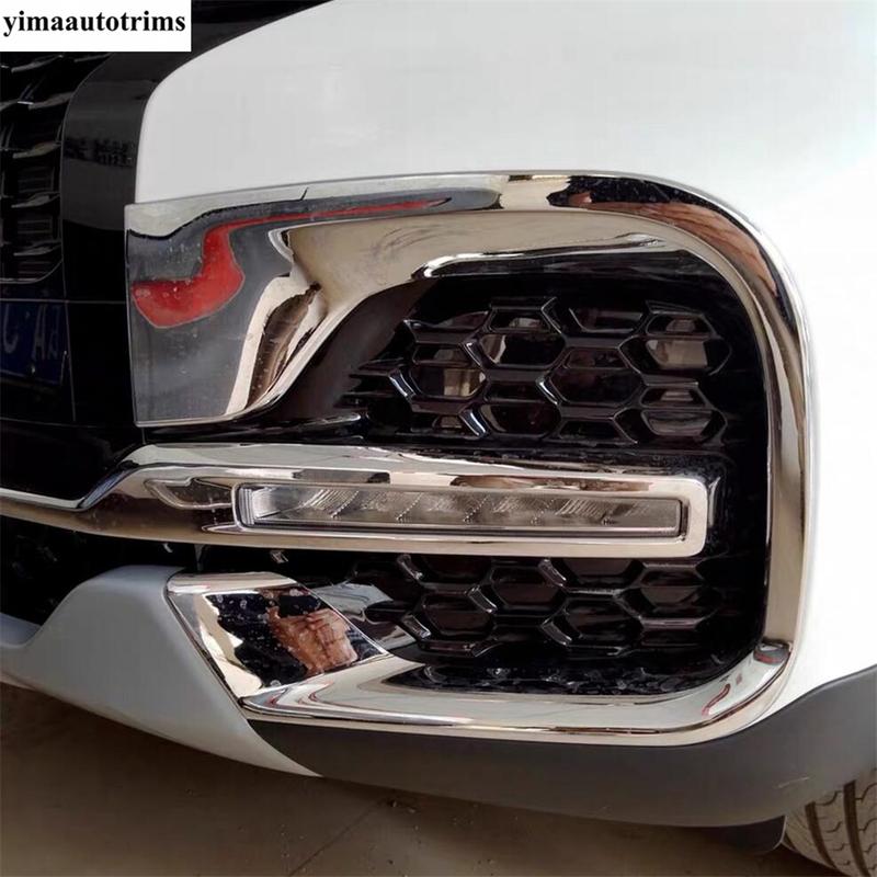 Car Front Fog Light Lamp Frame Decoration Cover Kit Trim ABS Chrome Accessories Exterior Fit For Chery Tiggo 8 2018