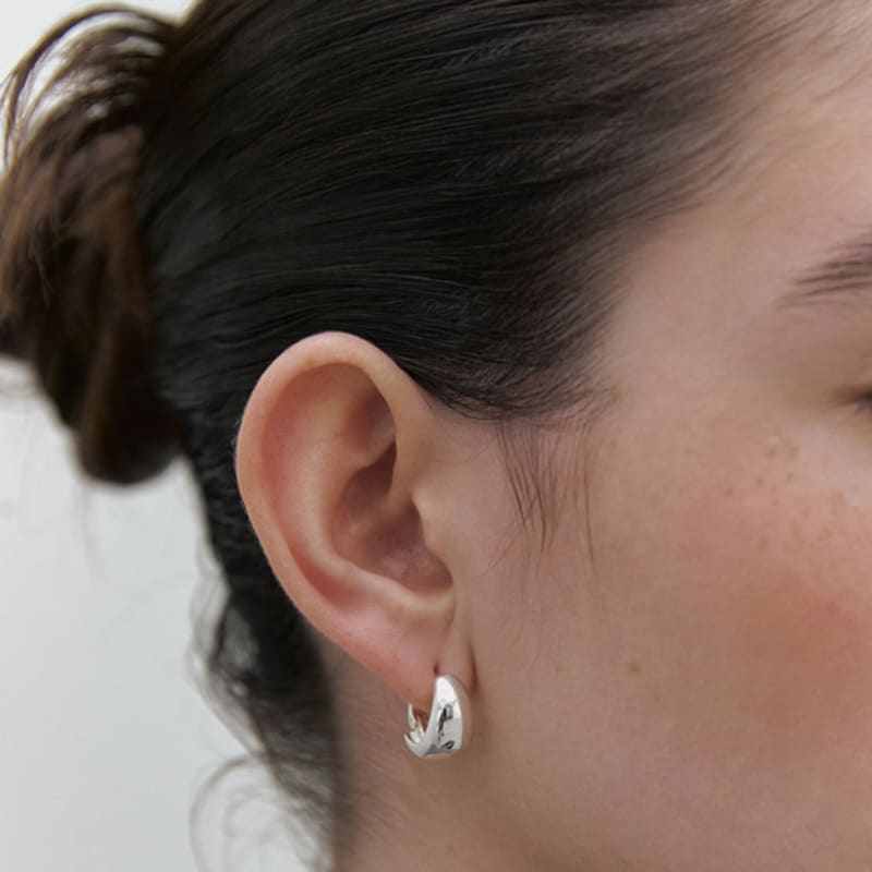 

mimesi Bold Curve Clip Earring Silver