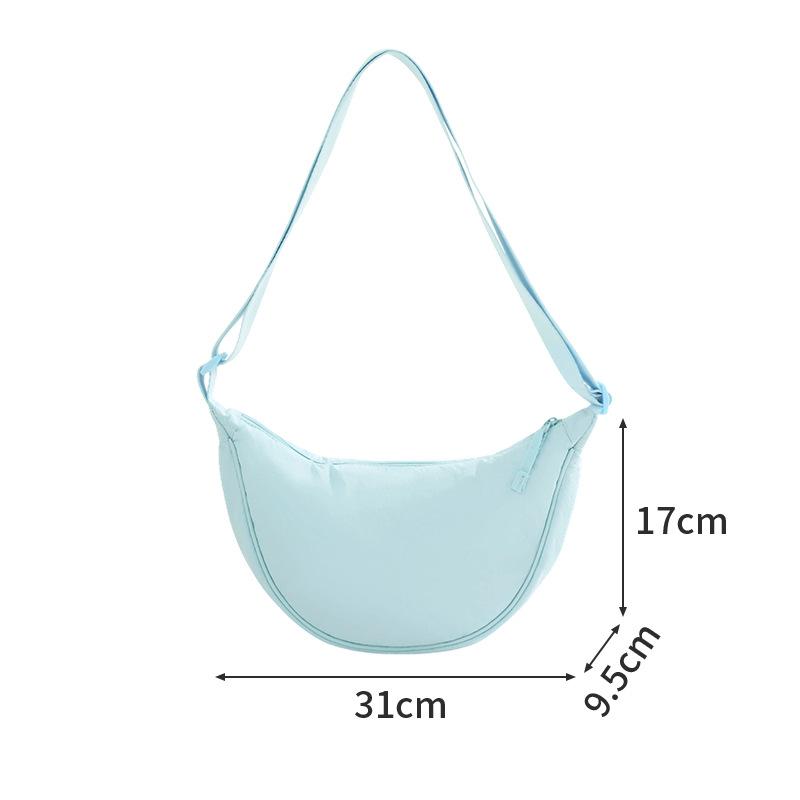 New Simple and Casual Solid Color Nylon Large Capacity Men Women's Dumpling Bag Shoulder Bag for Travel and Commuting Unisex Hobo Bags
