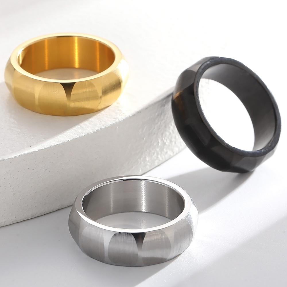 Waterproof Vacuum Plated Gold Color Stainless Steel Men's Ring 7mm Width Matte Brushed Finish with Inner Curve Design Rings Man