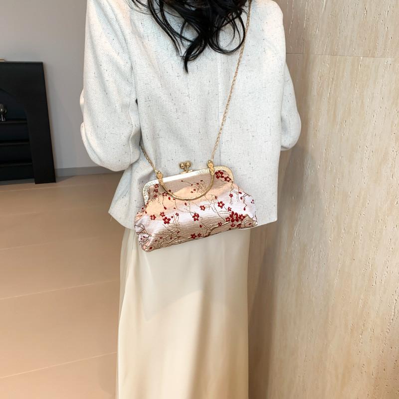 Fashionable Retro Canvas Shoulder Bag Street Style Medium Square Bag Blue Red