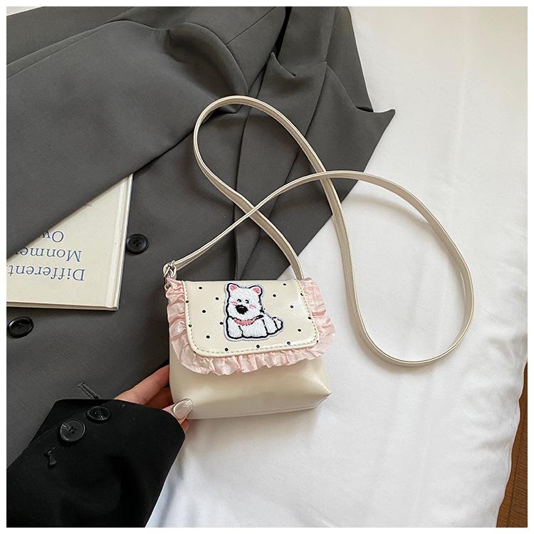 

Casual niche plaid corrugated bag women s 2025 summer new messenger bag fashion casual shoulder armpit bag