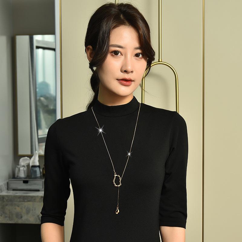 Elegant Geometric Tassel Necklace: Luxurious Long Sweater Chain with Clavicle Choker Pendant for Women