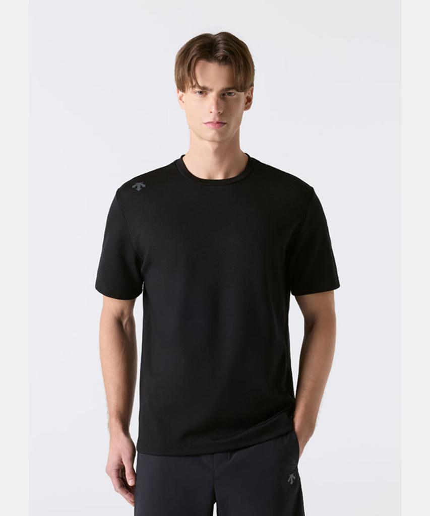 DESCENTE Dualis Back Graphic Short Sleeve T-Shirt Black Sr111Dts32