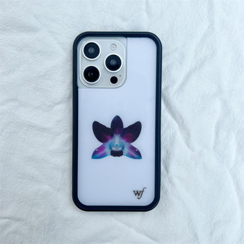 Wildflower 3D Girl Cherry Sweetheart for iPhone 16 15 14 13 12 17 Pro Max 16 Plus 15 WF Nara Smith x Happy Part Cartoon Cover