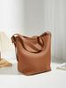 New Fashiable and Persalized E Shoulder Crossbody Bucket Bag Suitable for Daily Commuting and Gatherings with Friends