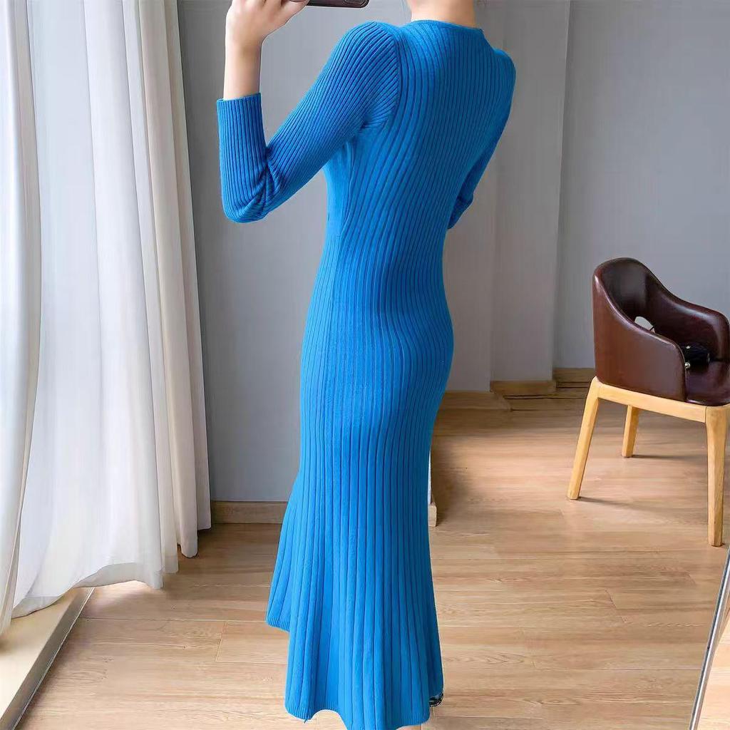 French Retro Knit Women’s Winter Slimming Over-the-Knee High-Waisted Dress