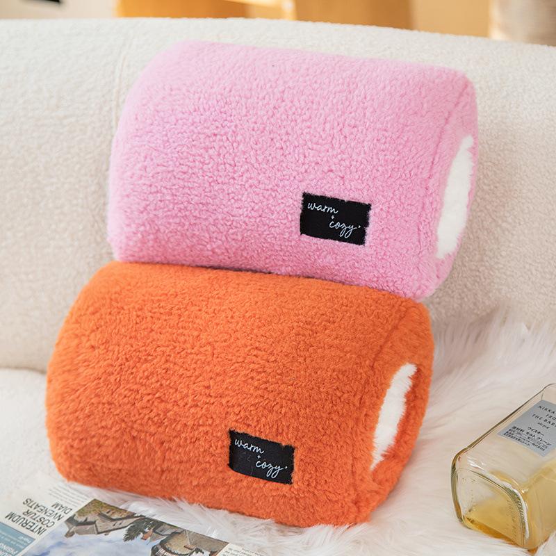 Niedlicher Handwärmer aus Plüsch, ideal fürs Büro oder als Kissen für Schülerinnen und Mädchen.