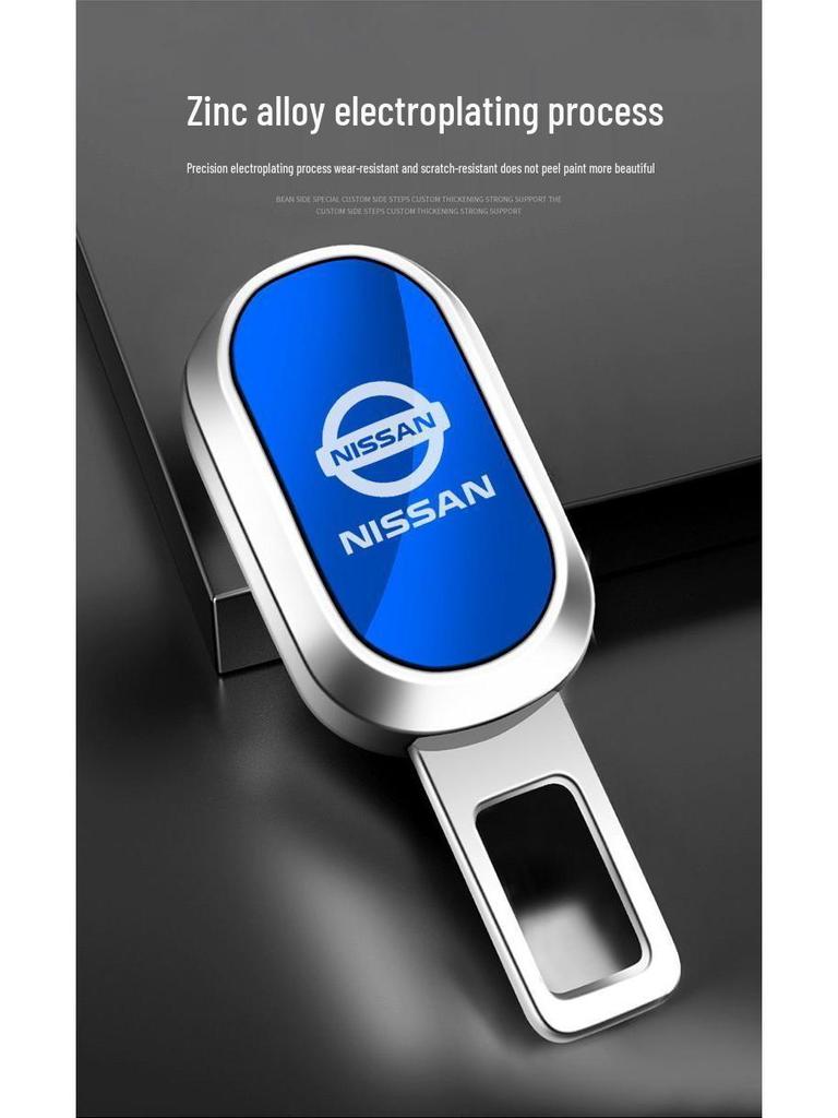 Multifunctional Seat Belt Extender with Window-Breaking Connector
