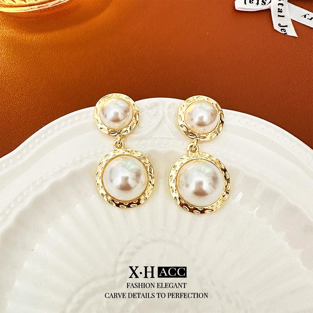 Vintage Bow Earrings: Timeless, High-End Retro Fashion Accessory