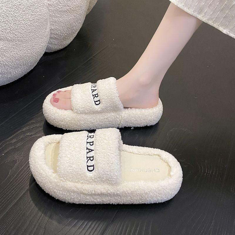 Thick-bottomed fluffy slippers women's high-end outer wear 2025 autumn and winter new home cotton slippers lamb wool one-word drag
