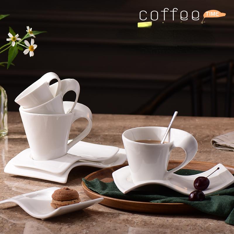 Europäisches Wellenporzellan Kaffeetasse & Untertasse Set Weiße Keramik 90ml/130ml/200ml300ml Kaffeetasse Frühstück Dessertbecher Heimdekoration