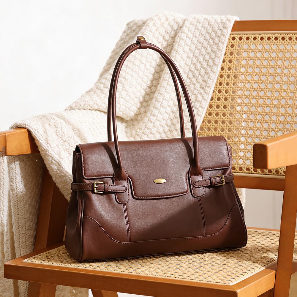 Simple First Layer Cowhide Leather Large Capacity 2026 Commuter Retro Handbag Fashionable Shoulder Underarm Tote Bag