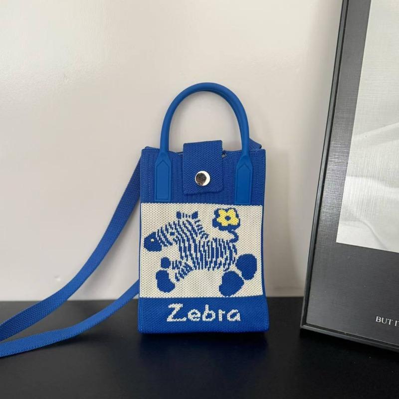 Spring New Mobile Phone Bag Flying Woven Bag Casual Women's Bag Bright Bear Versatile Knitted Bag Dopamine Small