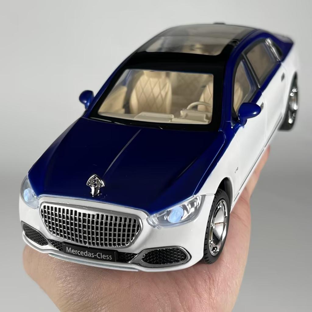1:24 Mercedes Benz Maybach S680 Key Control Alloy Metal Diecast Model Car Desktop Display Collectible Ornaments Holiday Present