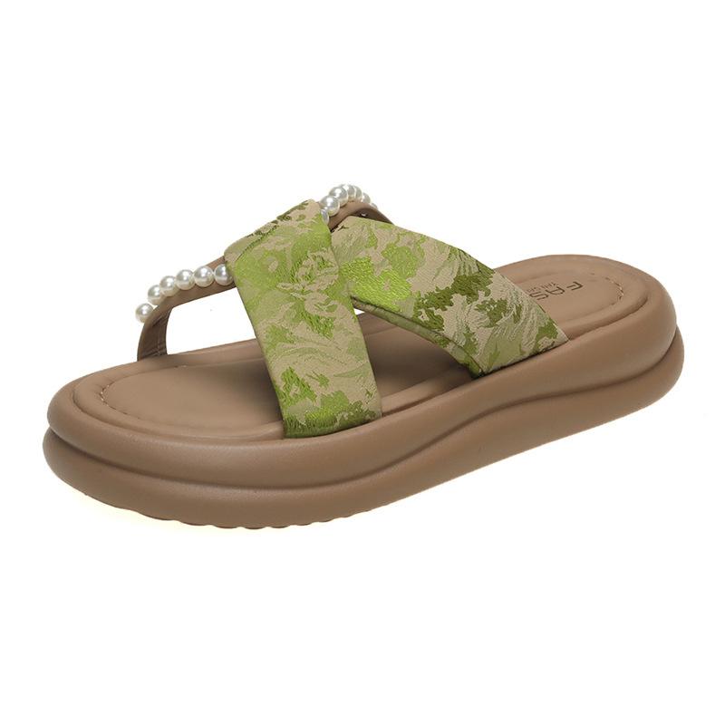 Thick-bottomed Fairy Style Slippers Female Outer Wear 2025 Summer New Fashion Roman Pearl Muffin Cool Slippers Female Tide