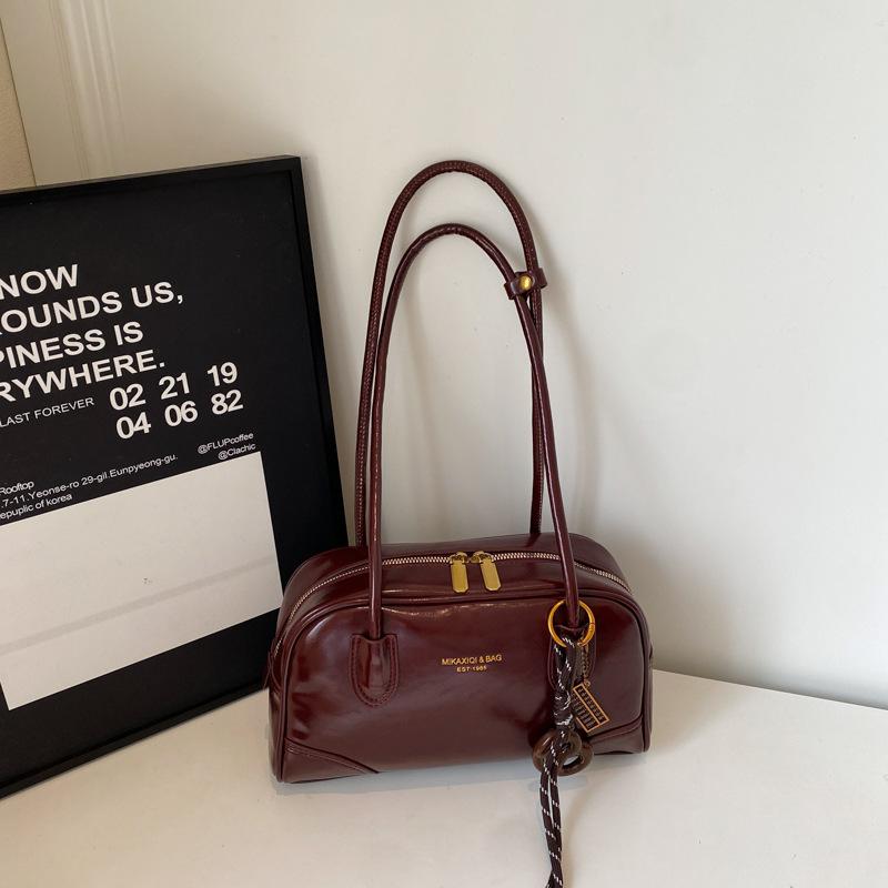 Korean Version Retro Large-capacity Tote Bag Women's 2025 Autumn New Fashion Single Shoulder Underarm Commuter Pillow Bag Women