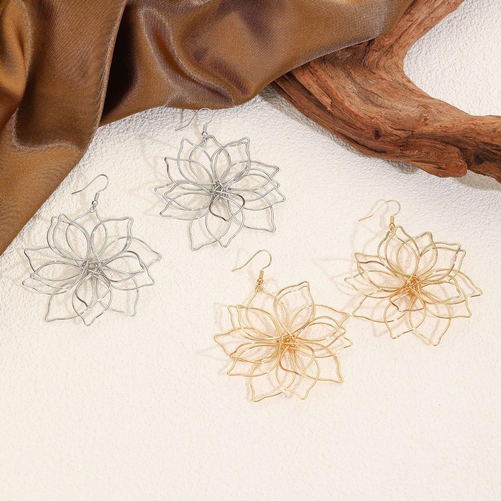 1 Paar Vintage Übertriebene Hohlblumen Metallohrringe Für Damen, Elegante Geometrische Gewebte Hängende Ohrhänger Mode Ohrschmuck