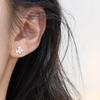 2 Piezas Exquisitos Accesorios de Lujo Ligero Mini Pendientes de Botón de Flor de Planta Mate Para Mujeres Joyería Fina Clásica